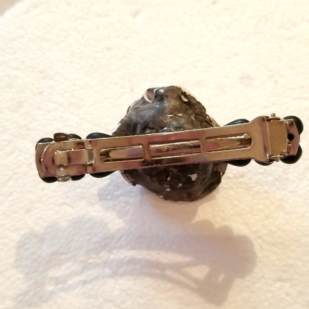 Woman's Hair Barrette - Picture 5 of 5